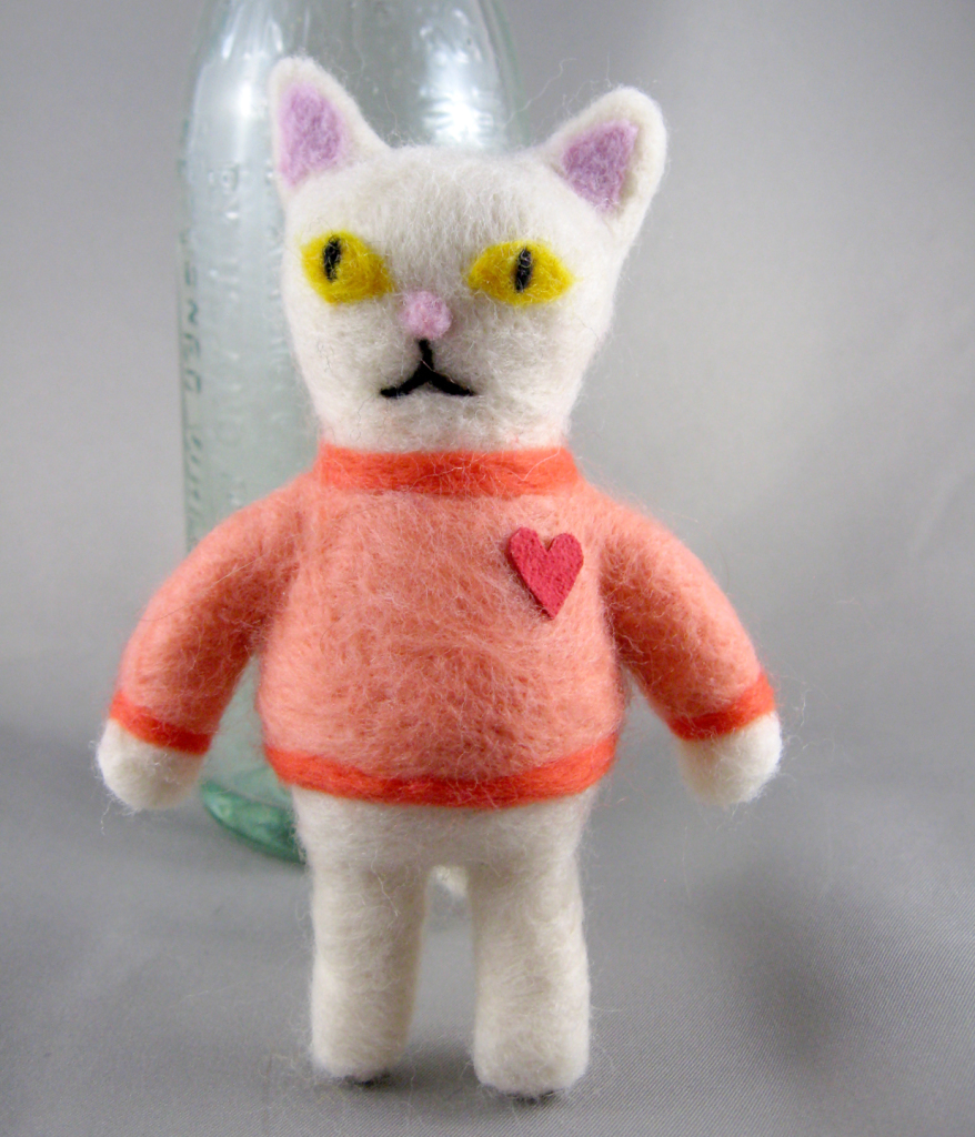 cat_orangesweater_full